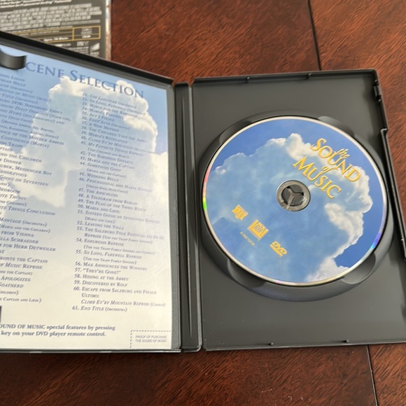 4 Family Movie DVDs Sound of Music Rudy Soul Surfer Nancy Drew - Picture 3 of 6